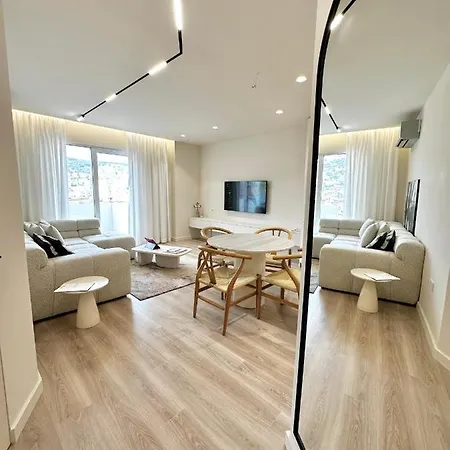 Gaia's Luxury Sarandë